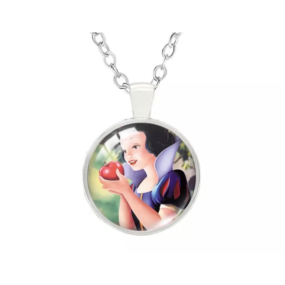 $2 Snow White necklace new in gift box $2 WITH ANY ORDER OF $10 OR MORE - Picture 6 of 10